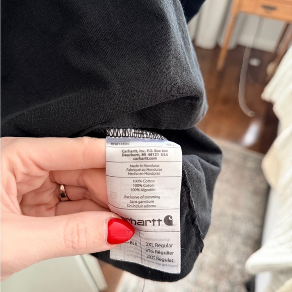 Men’s Carhartt Long Sleeve Pocket Tee - Picture 3 of 4